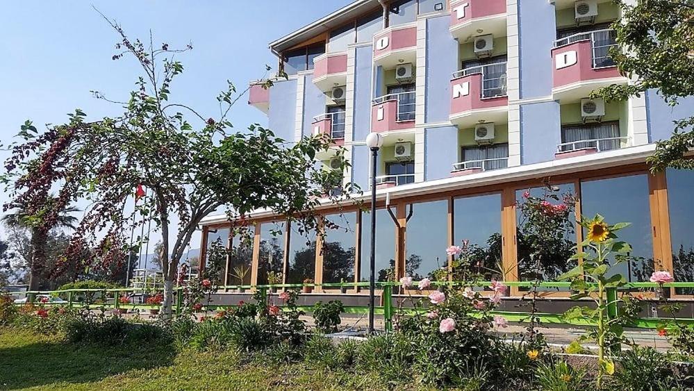 Linda Butik Otel Guemuelduer İzmir Kültér fotó